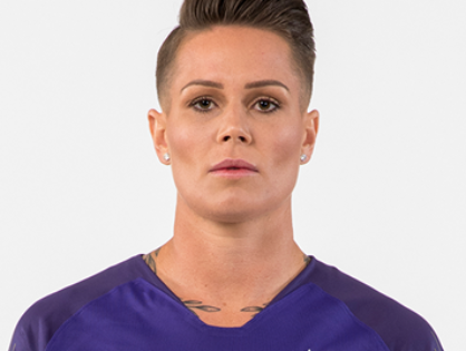 Ashlyn Harris celebrated for setting NWSL saves record
