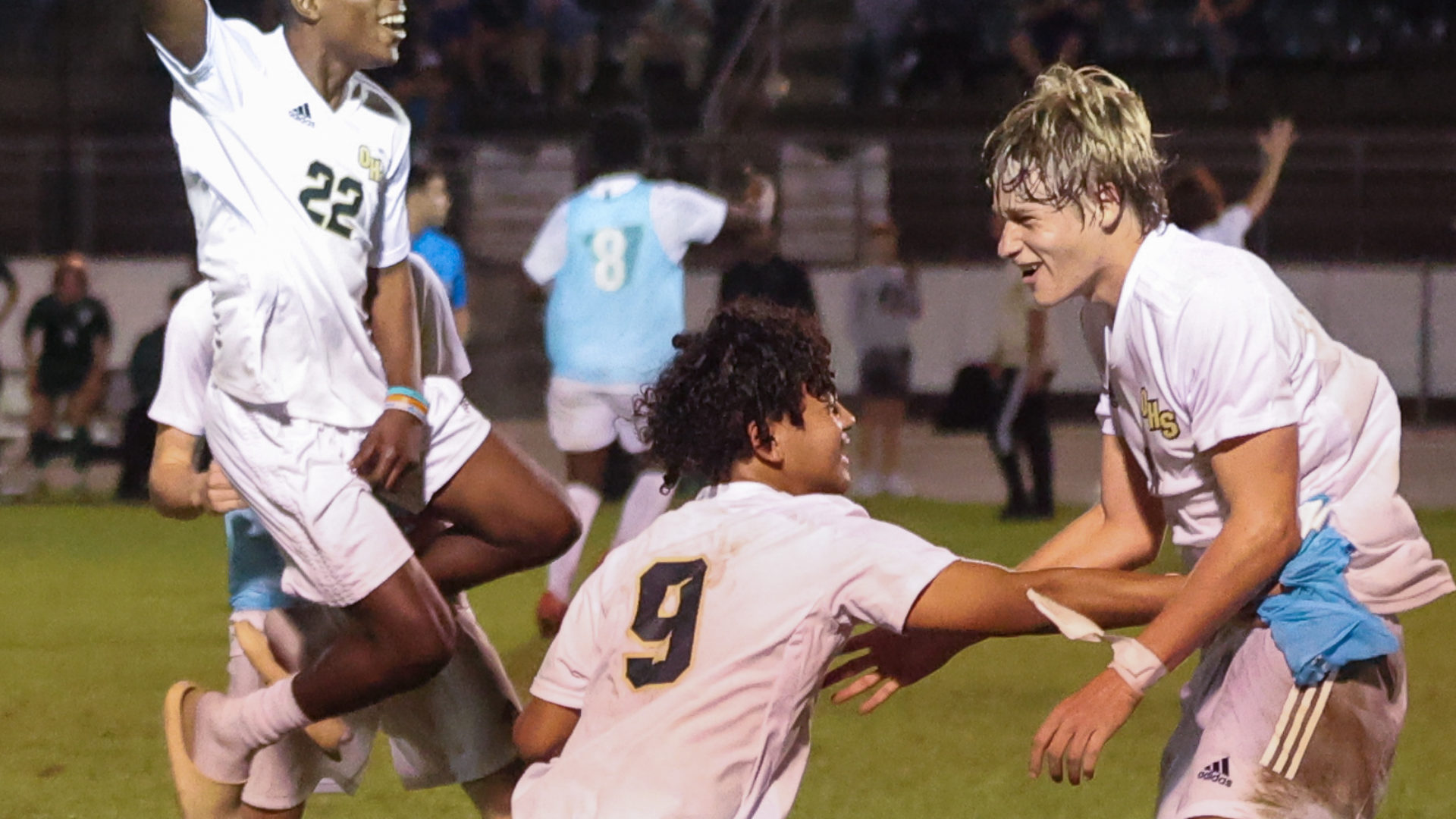 Oakleaf upsets Fleming Island in 3-6A tournament