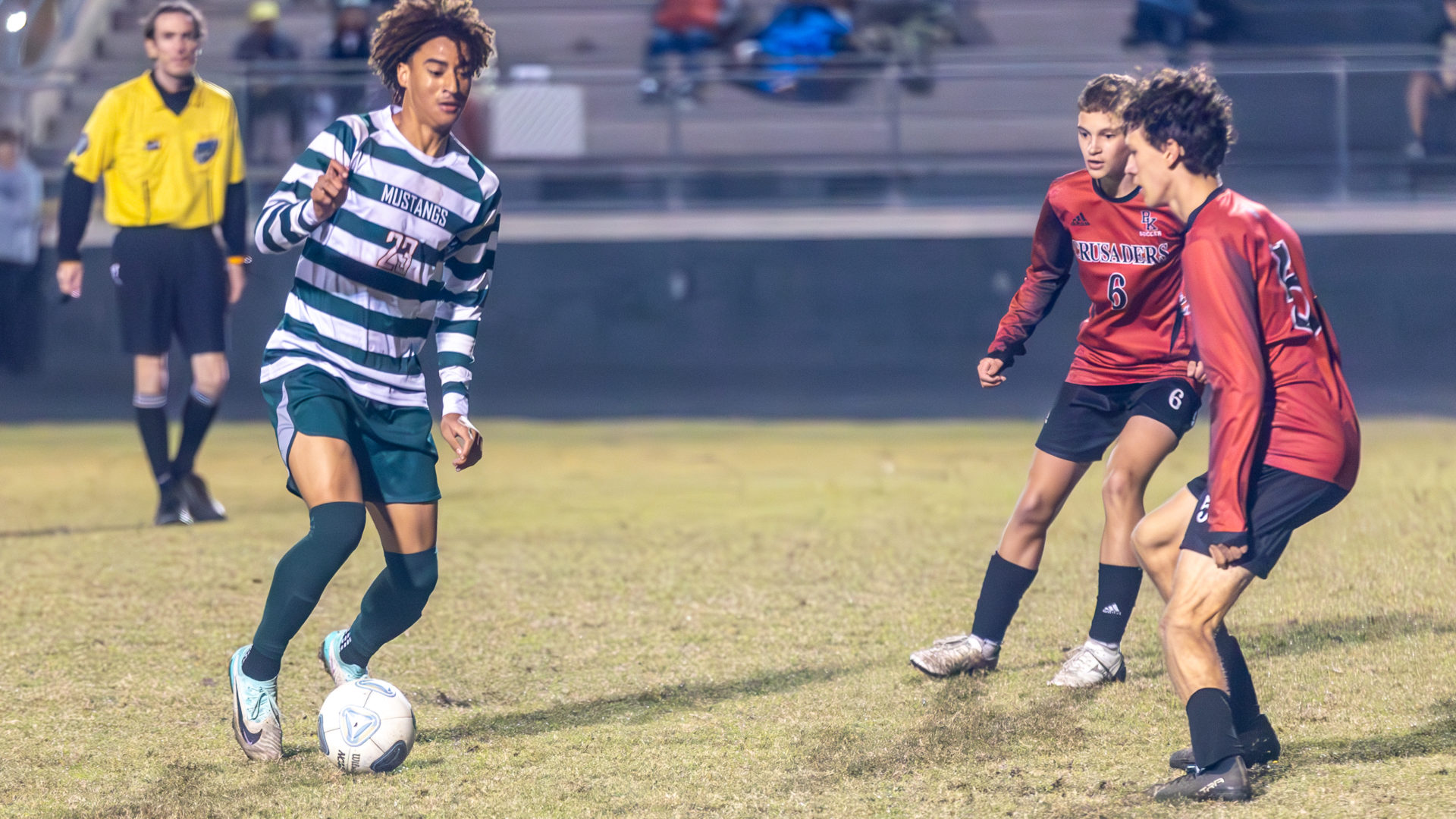 Golazo! Jacksonville Mandarin rolls on in FHSAA boys soccer playoffs